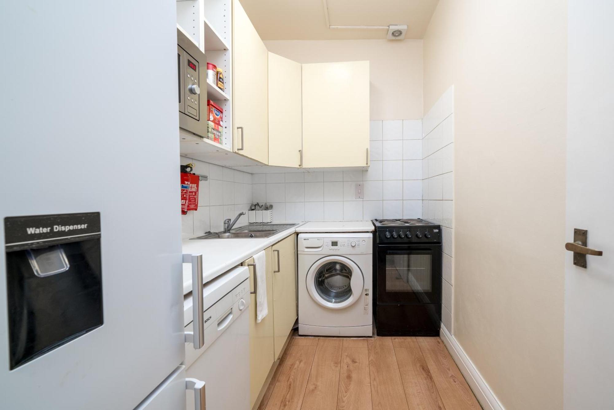 לונדון Cozy Maisonette Near Abbey Road מראה חיצוני תמונה