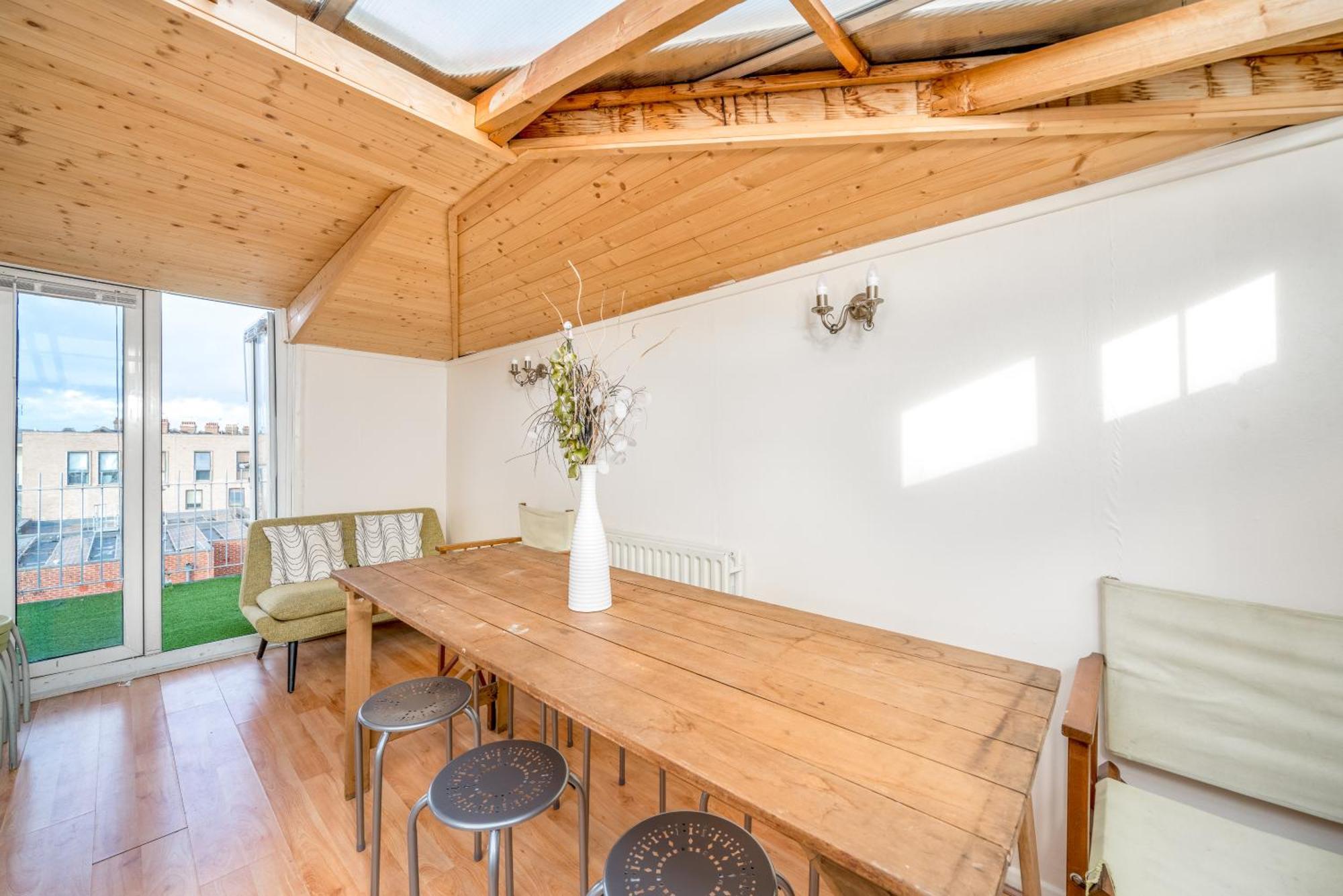 לונדון Cozy Maisonette Near Abbey Road מראה חיצוני תמונה